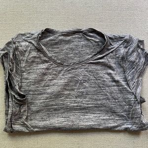 Lululemon grey tshirt